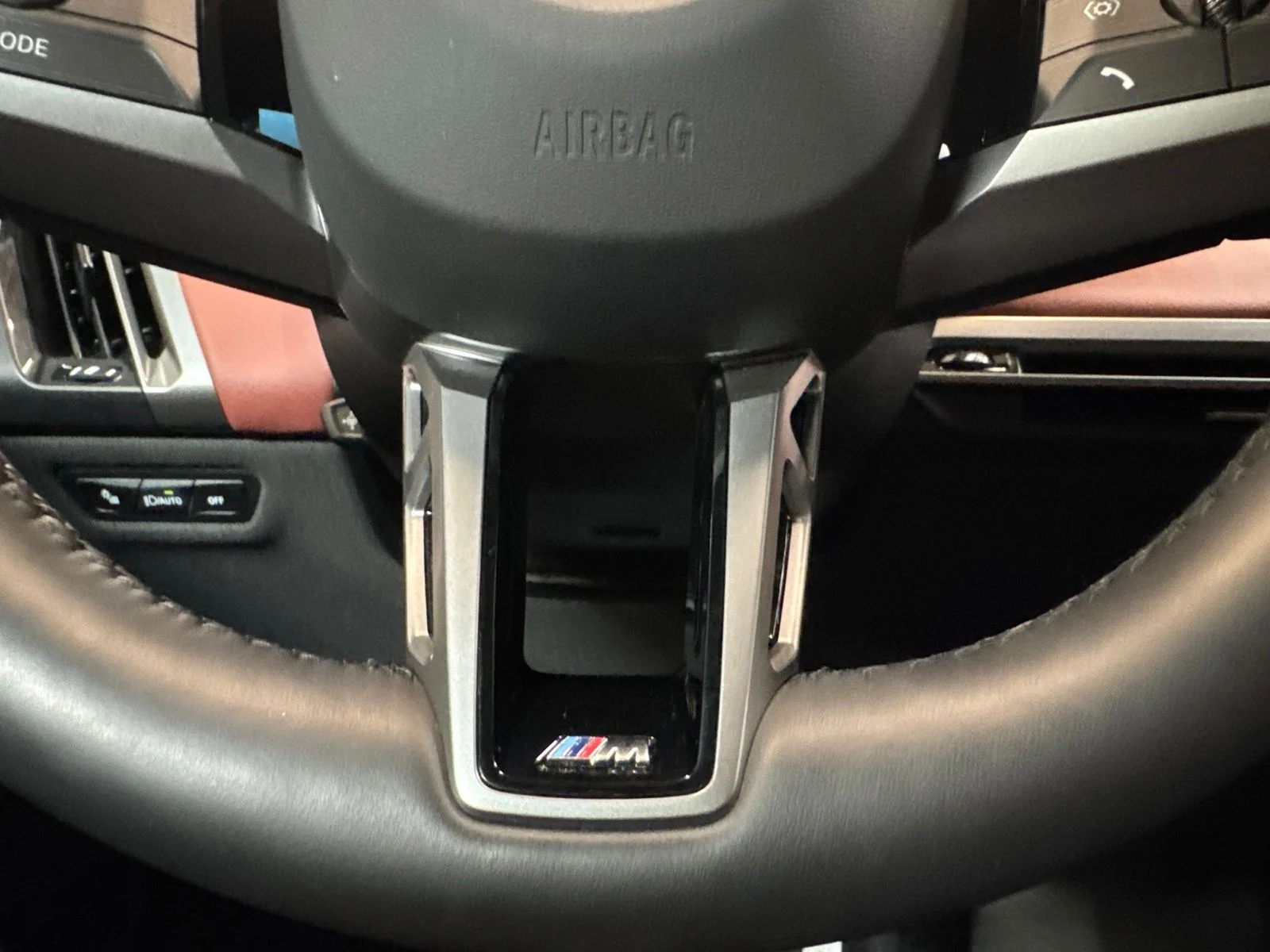 Used 2026 Beige BMW xDrive60 image 38