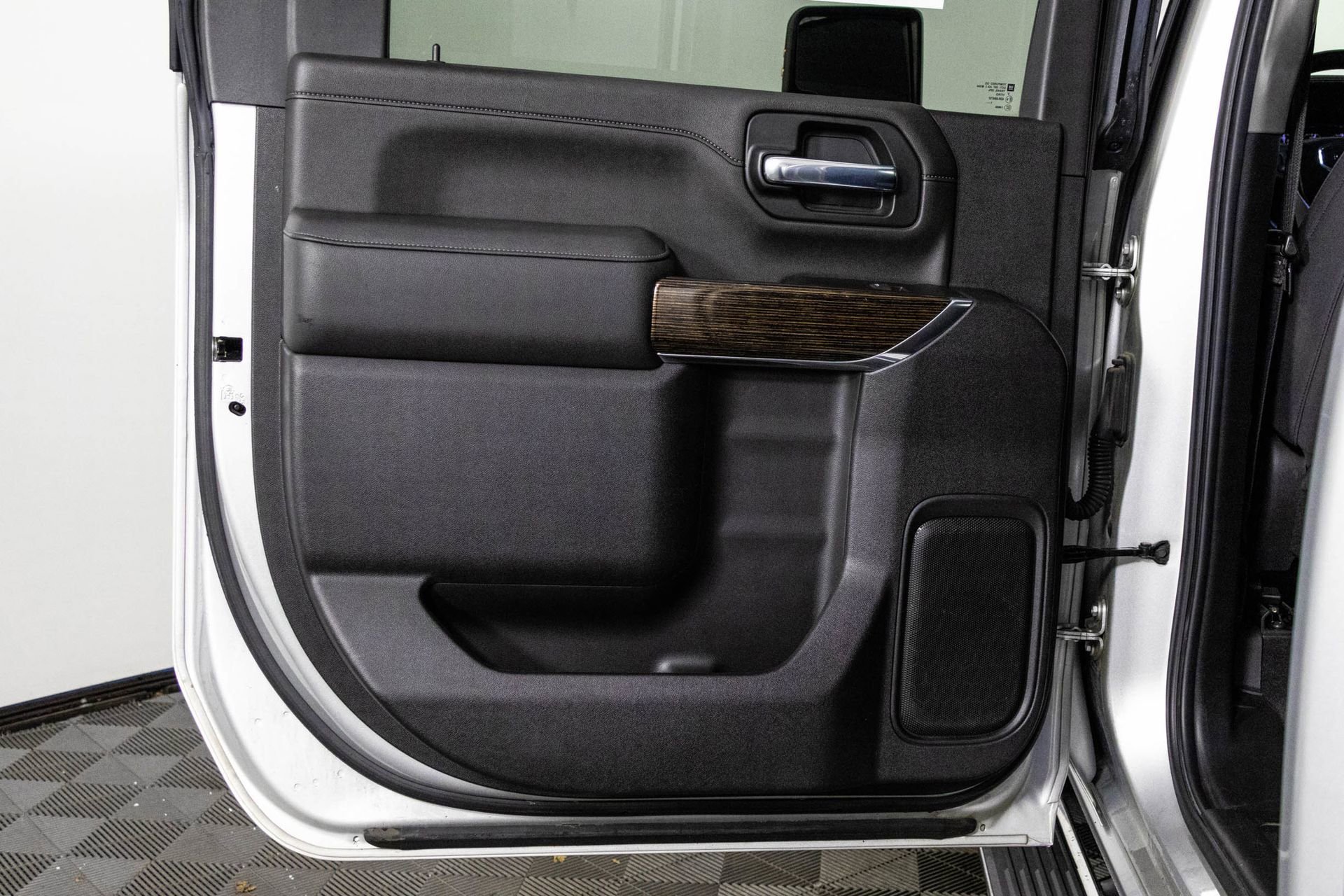 2022 GMC SIERRA HD - Image 29