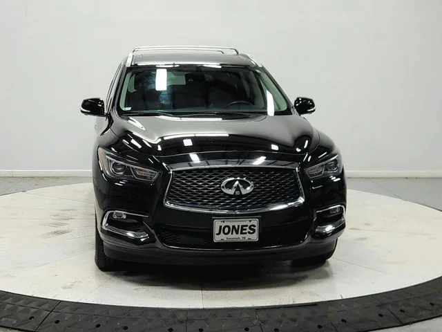 Used 2020 Black INFINITI LUXE image 3