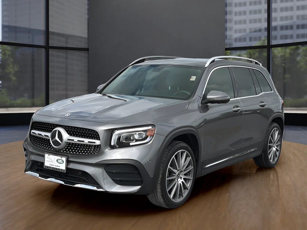 Used 2023  Mercedes-Benz GLB 250 image 12