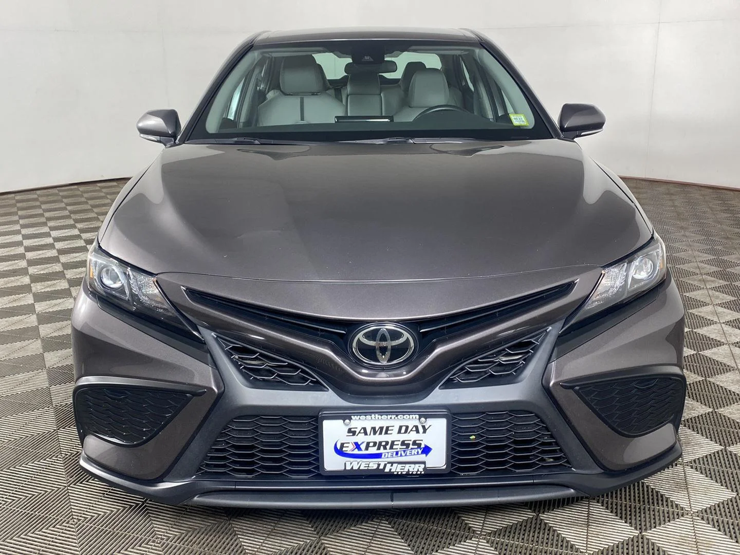 Used 2023 Predawn Gray Mica Toyota SE image 10