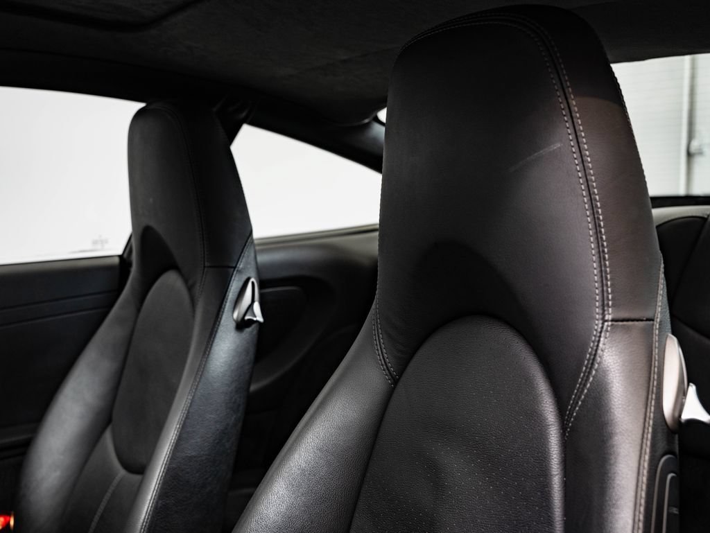 Used 2005 Seal Grey Porsche Carrera image 23