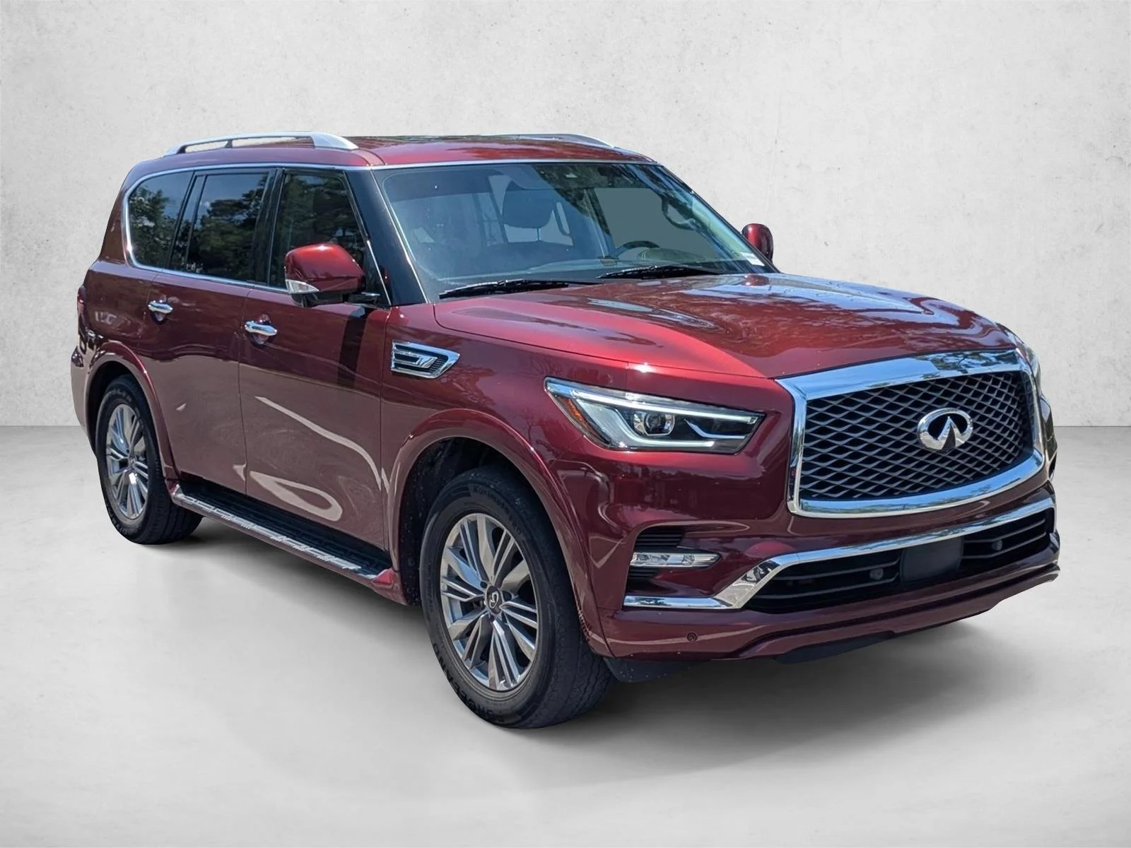 Used 2021 Coulis Red INFINITI LUXE image 3