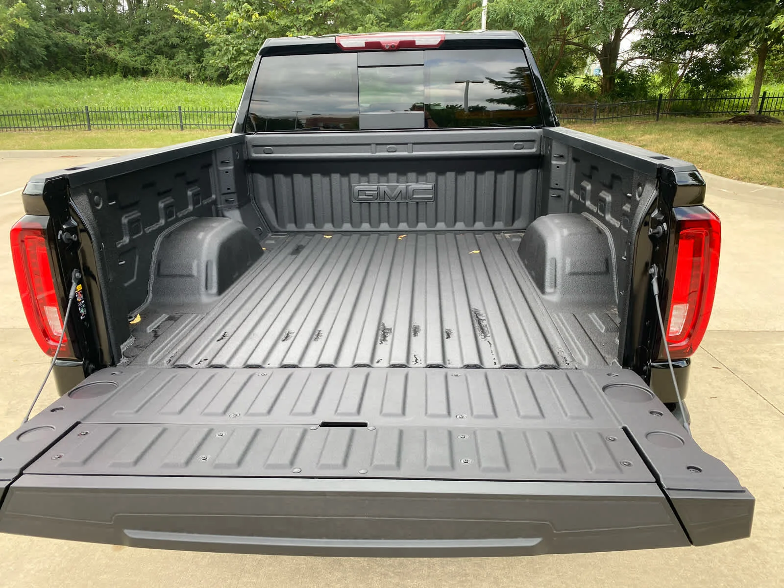 New 2026 Onyx Black GMC Denali image 27