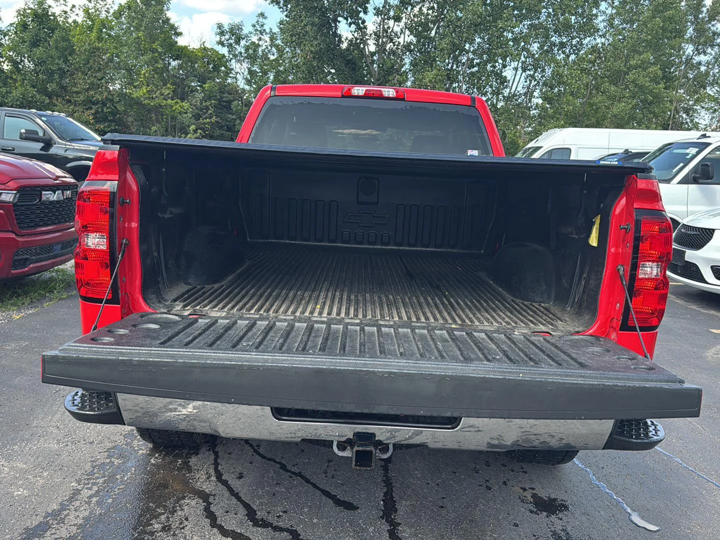Used 2017 Red Hot Chevrolet LT image 13