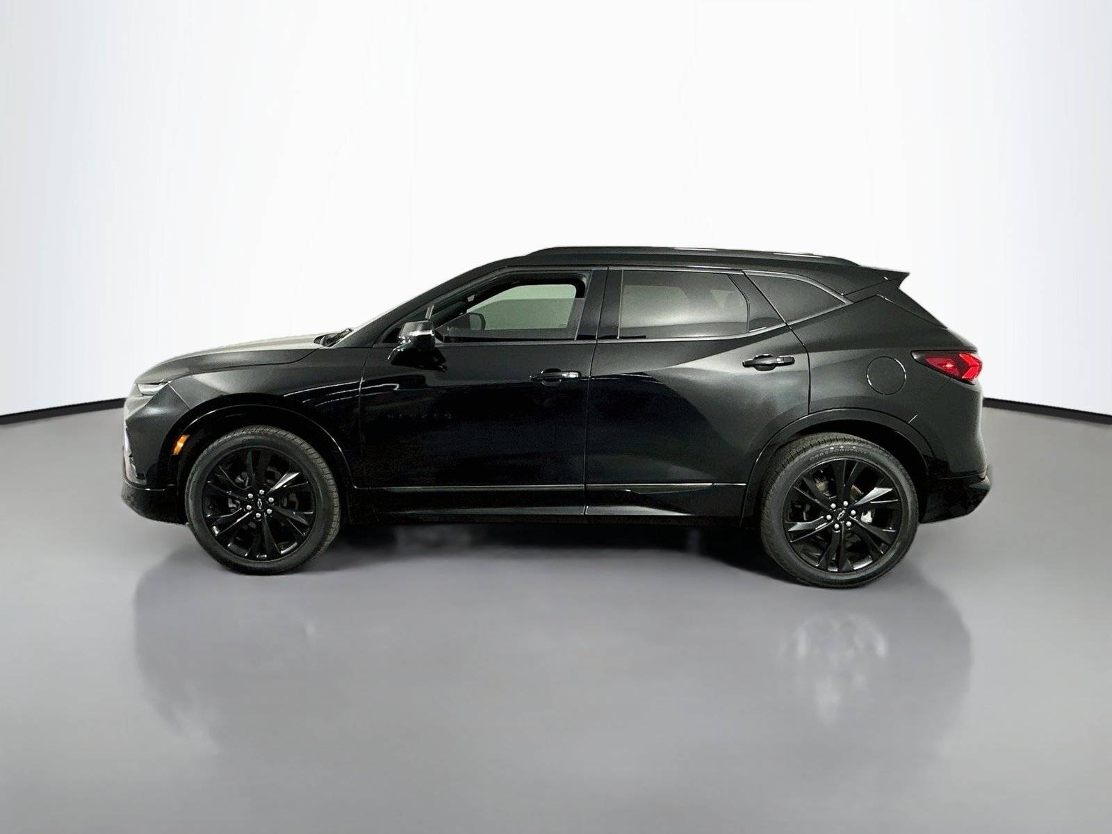 Used 2020 Black Chevrolet RS image 5