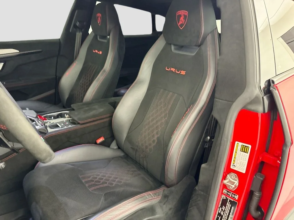 Used 2023 Rosso Mars Metallic Lamborghini Performante image 22