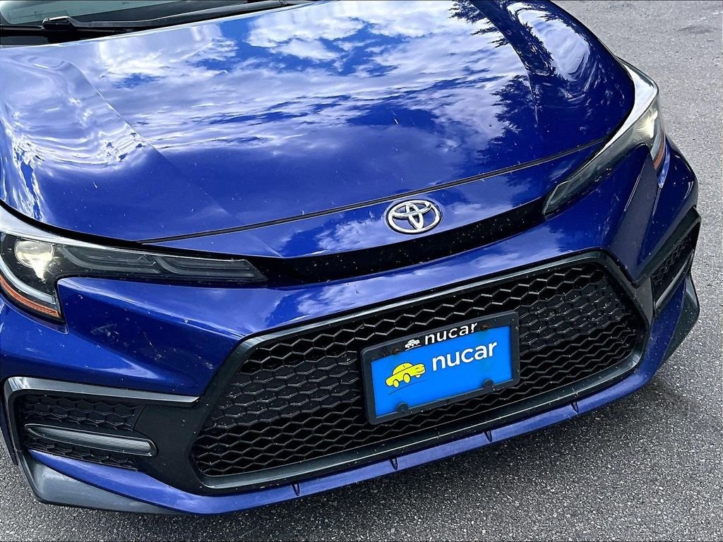 Used 2020 Blue Toyota SE image 5