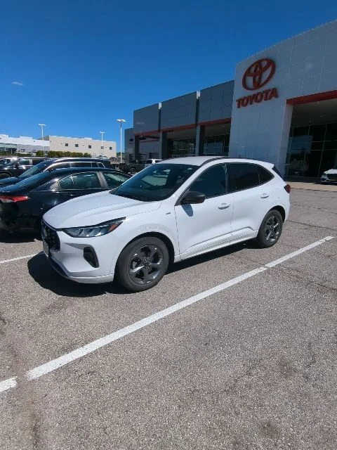 Used 2023 White Ford ST-Line image 2