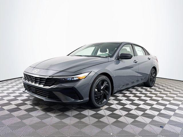 New 2026 Gray Hyundai SEL Sport Premium image 2