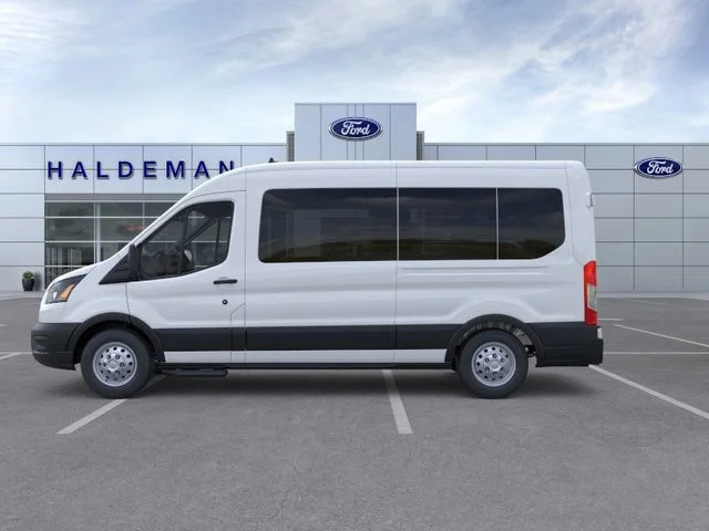 New 2026 Oxford White Ford  image 3