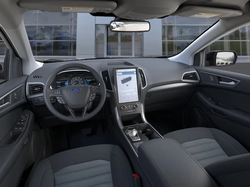 2024 Ford Edge SE - Photo 9
