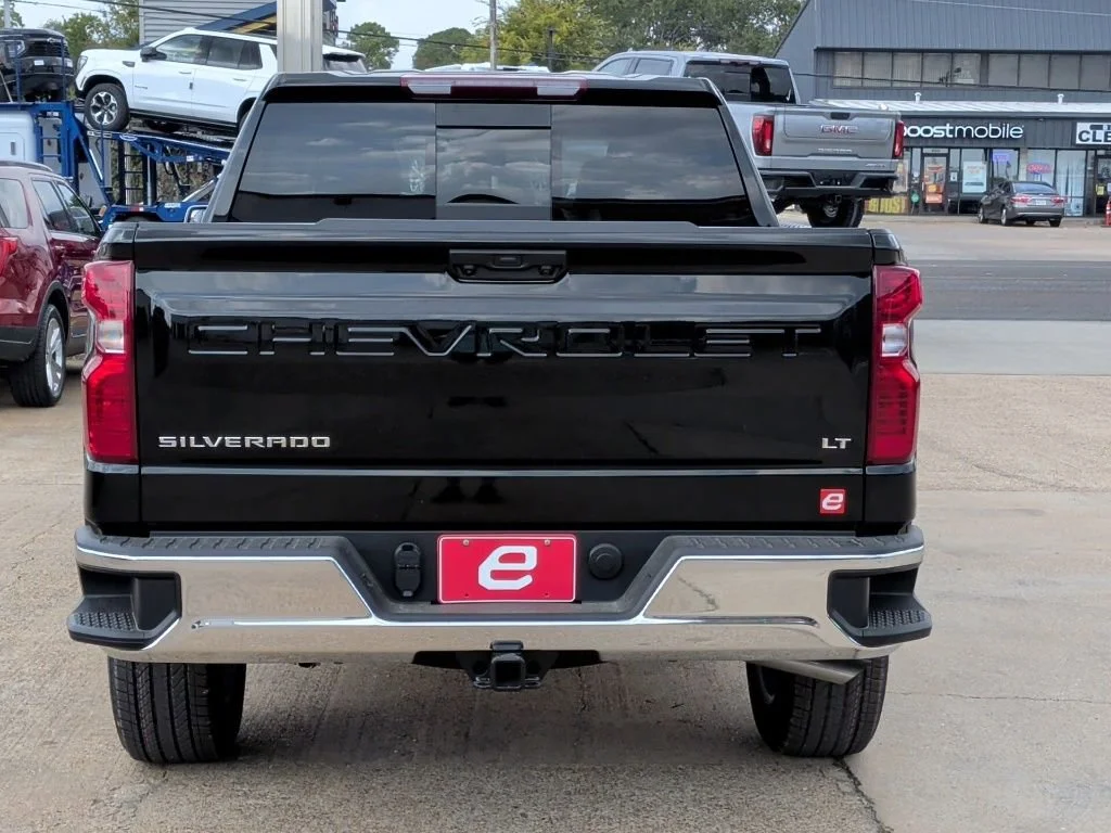 2026 Chevrolet Silverado 1500 LT - Photo 7