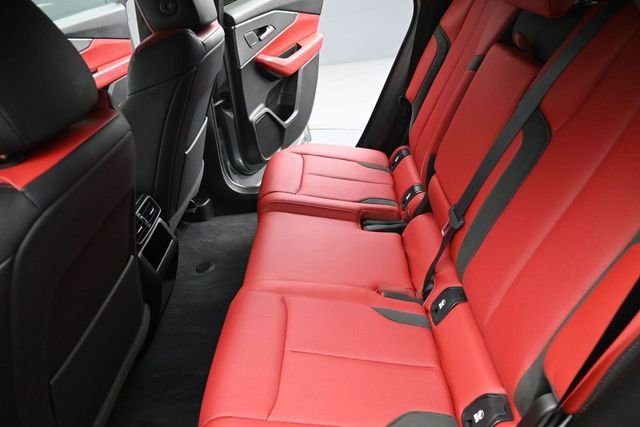 Used 2024  Acura Base image 13