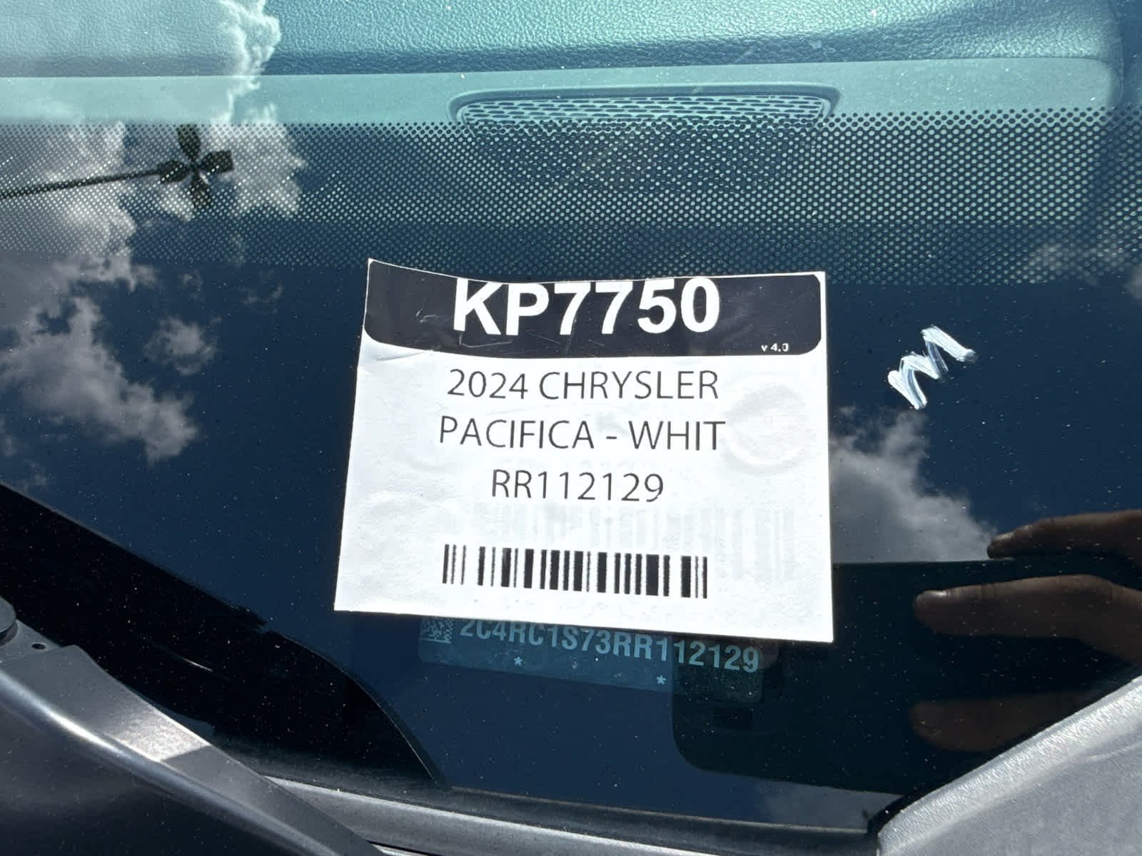 Used 2024 Bright White Clearcoat Chrysler Hybrid S Appearance Pkg image 30