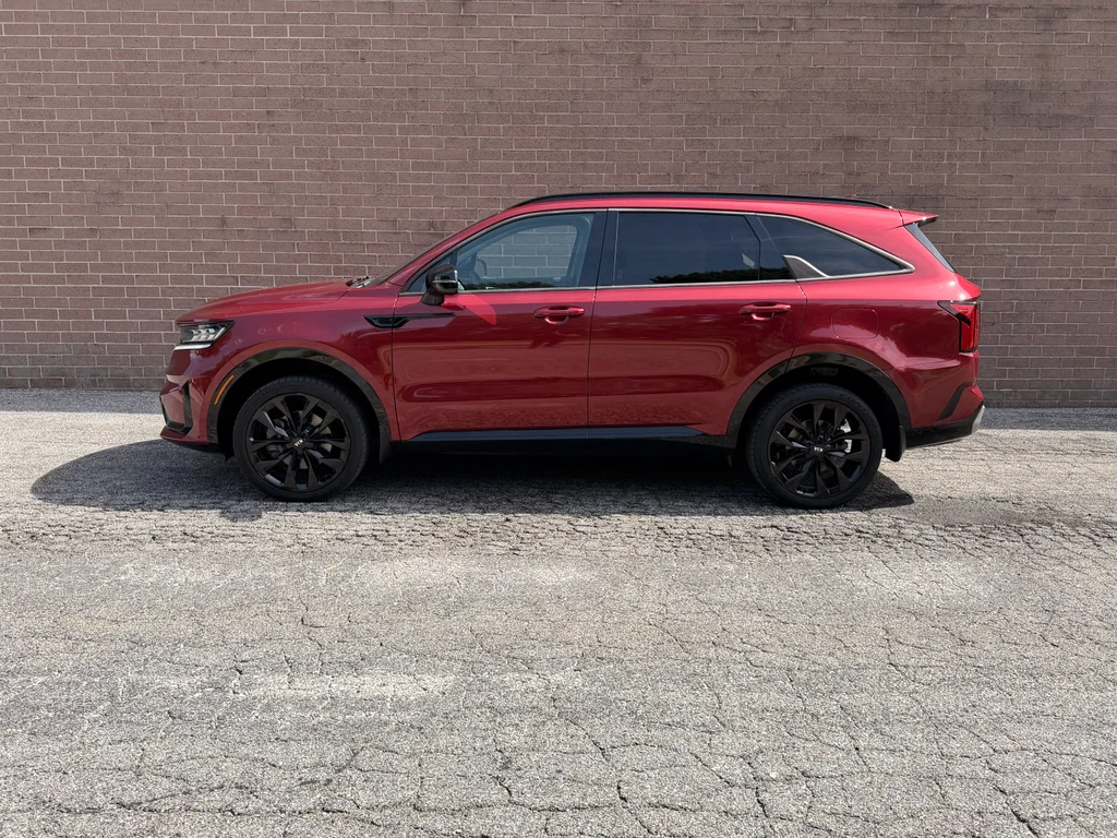Used 2021 Passion Red Tintcoat Kia SX image 2