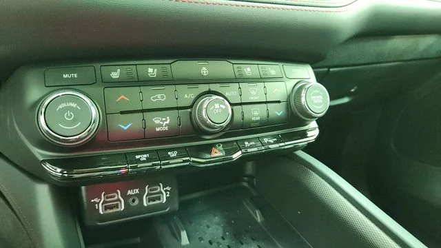 New 2026 B5 Blue Exterior Paint Dodge GT Plus HEMI V8 image 27
