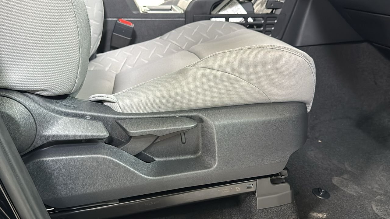 2026 Toyota Tacoma SR5 - Photo 20