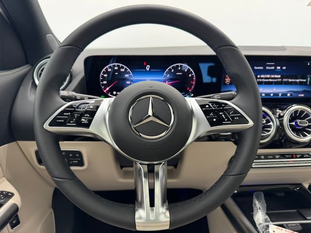 New 2026 Polar White Mercedes-Benz GLA 250 image 27