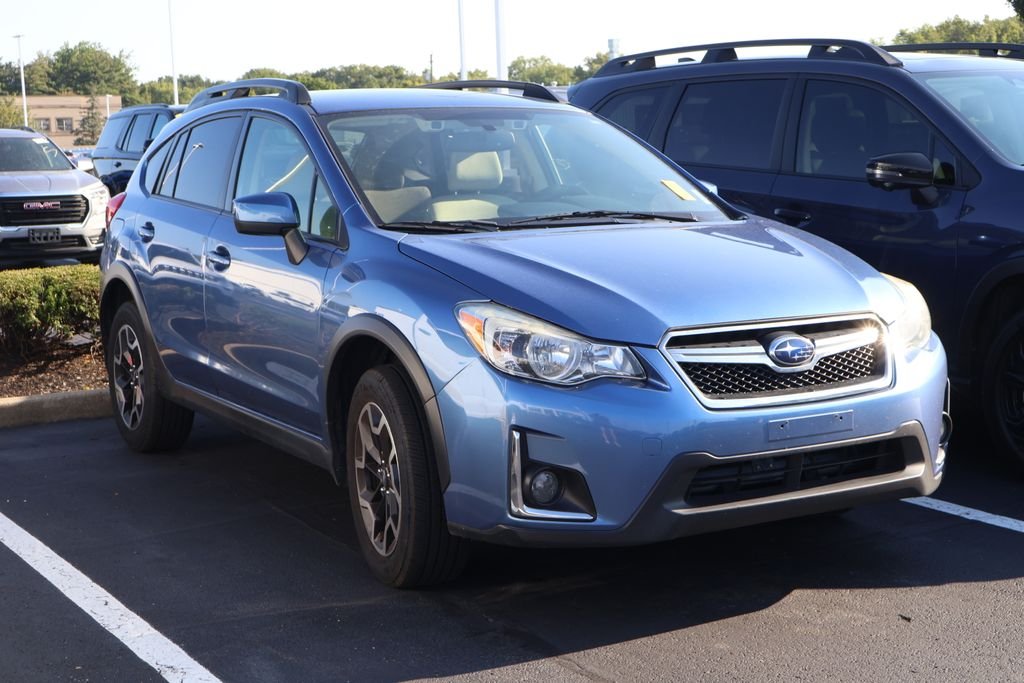 Used 2016 Blue Subaru 2.0i Premium image 3