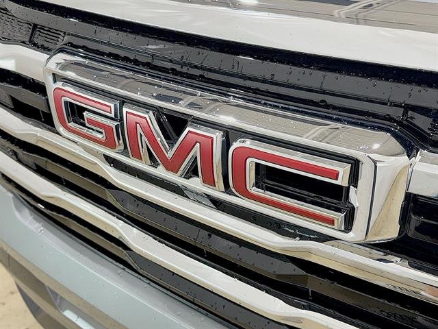 New 2026 Sterling Metallic GMC Elevation image 29