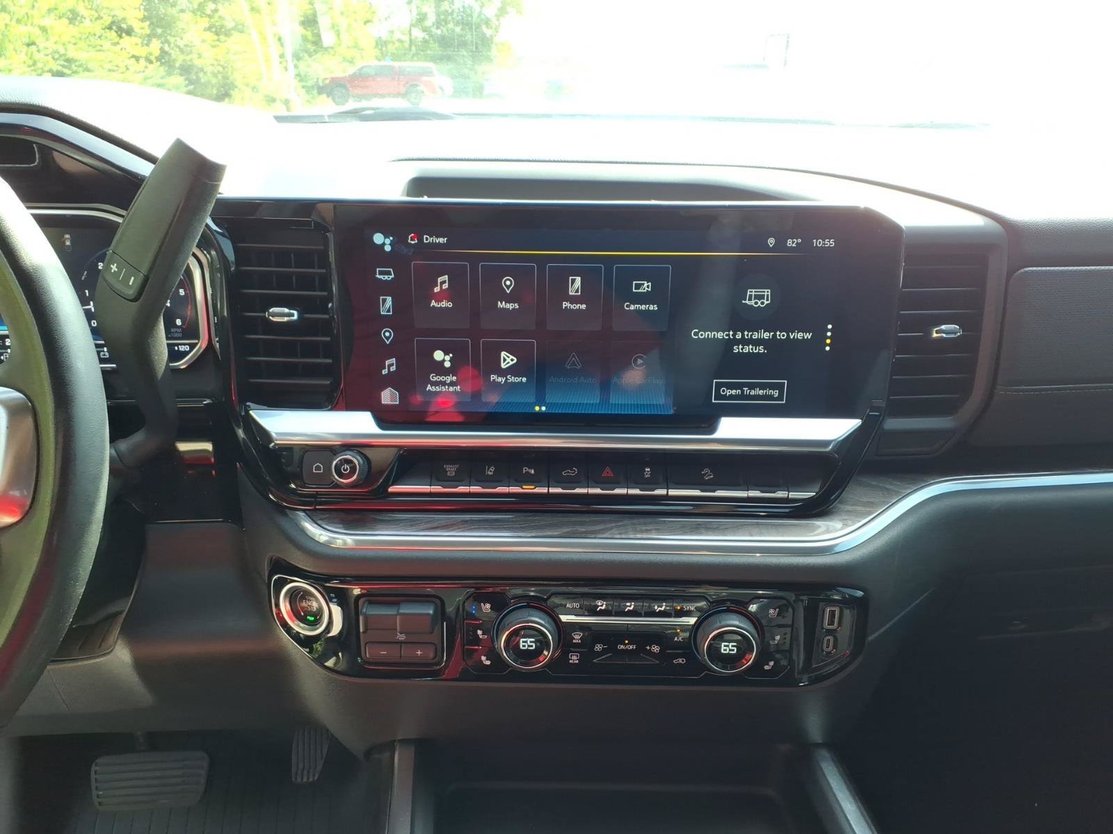 Used 2024 Summit White Chevrolet LTZ image 9