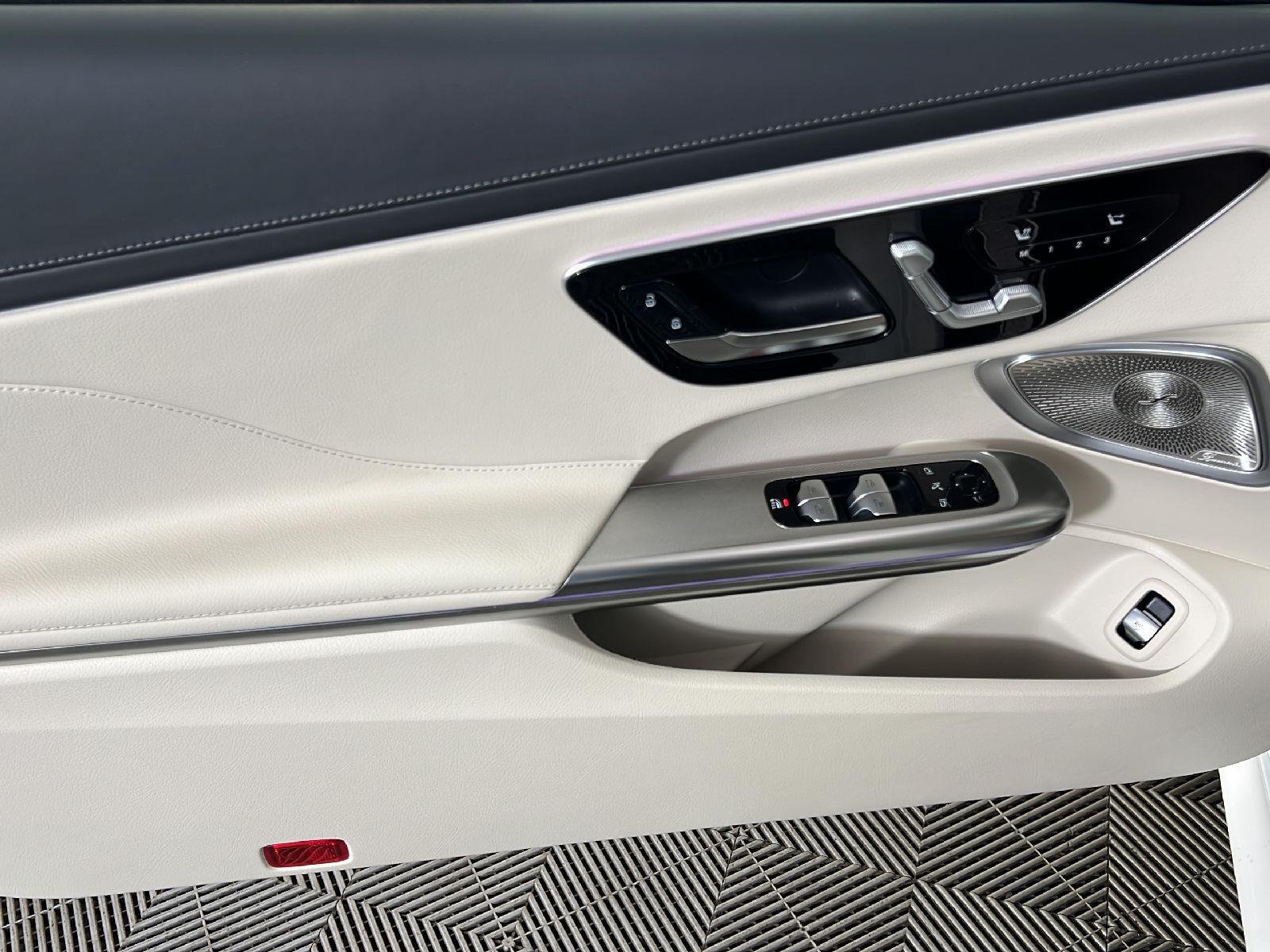 Used 2025 Polar White Mercedes-Benz CLE 300 image 23