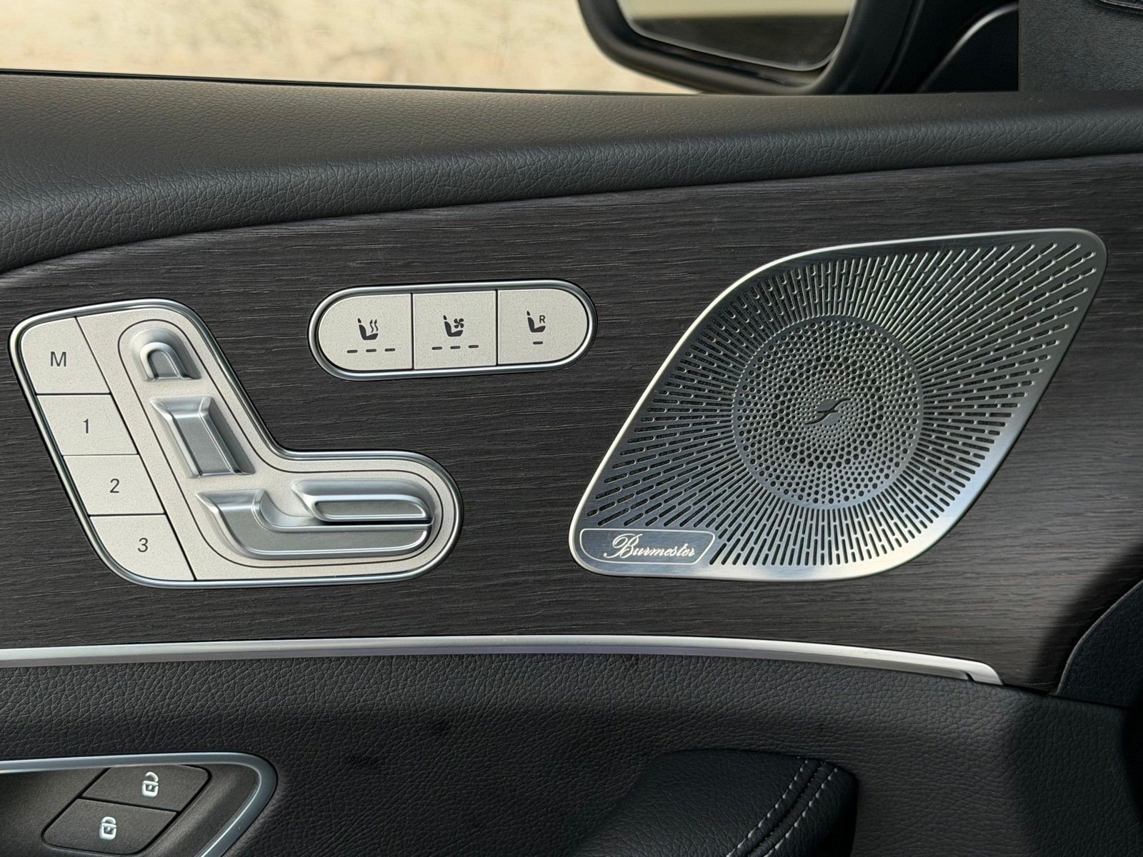 New 2026 Obsidian Black Metallic Mercedes-Benz GLS 450 image 13