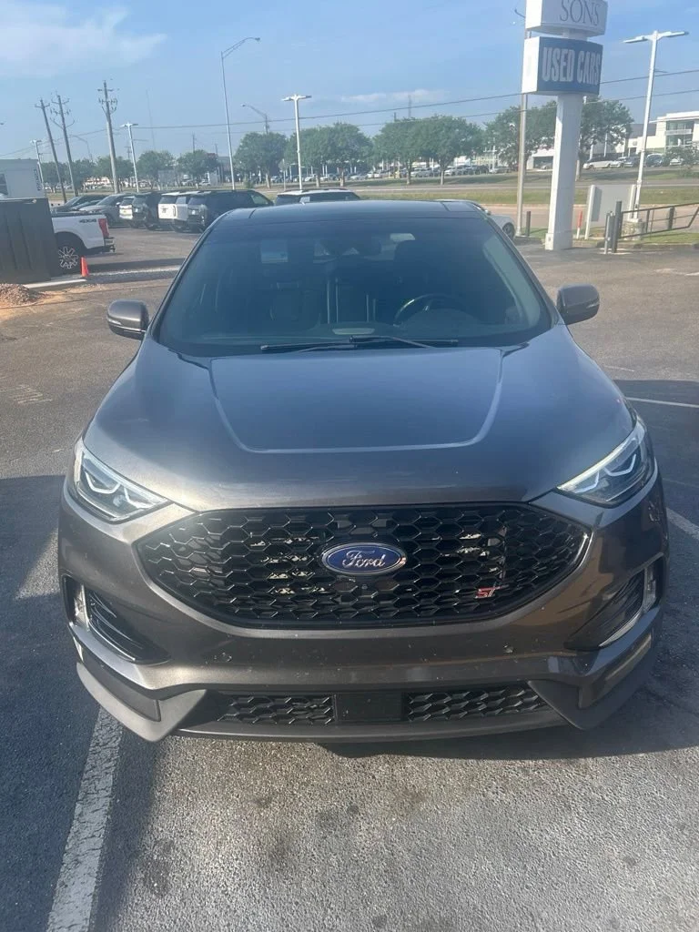 Used 2019 Magnetic Ford ST image 2