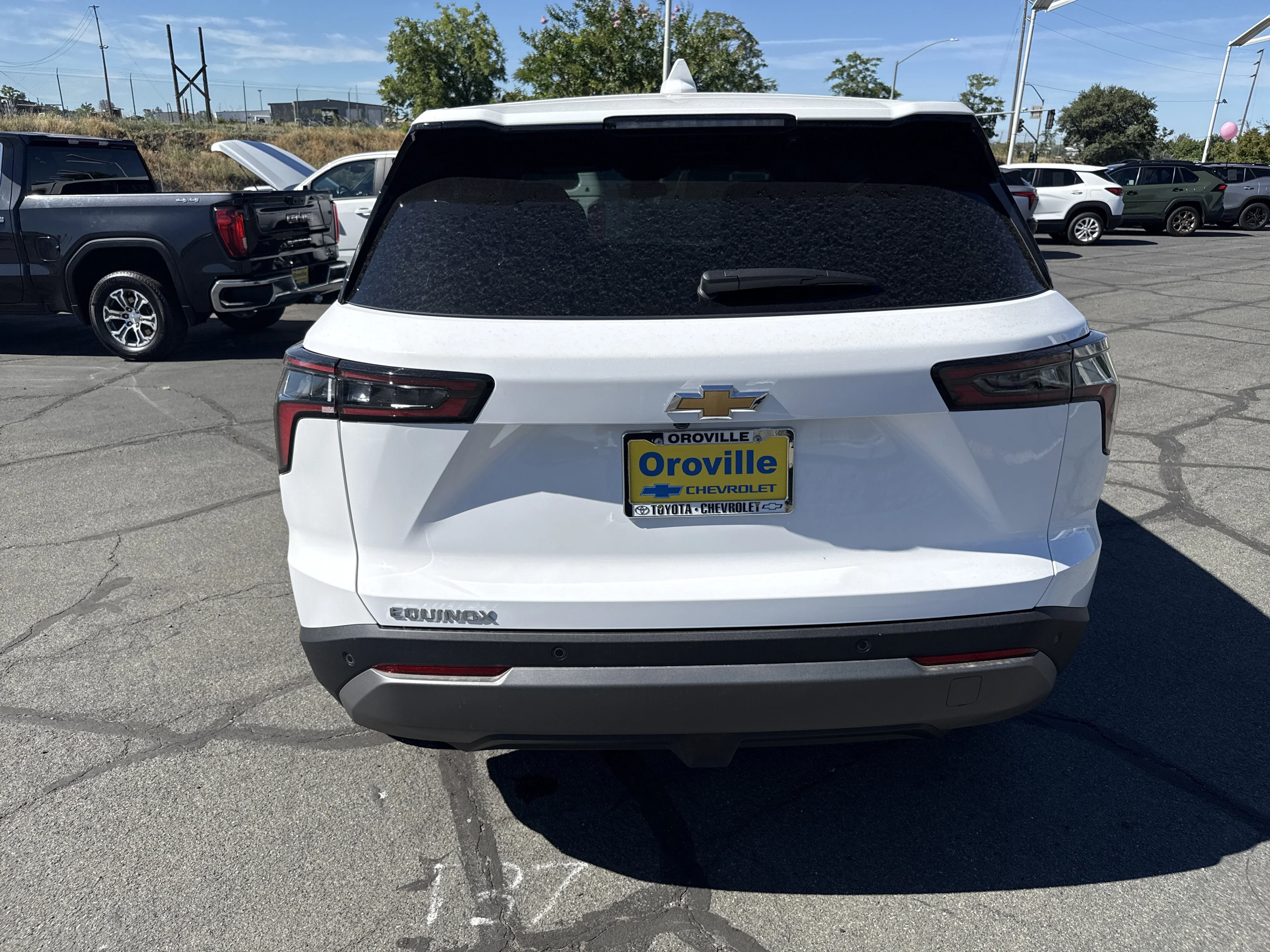 New 2026 Summit White Chevrolet LT image 4