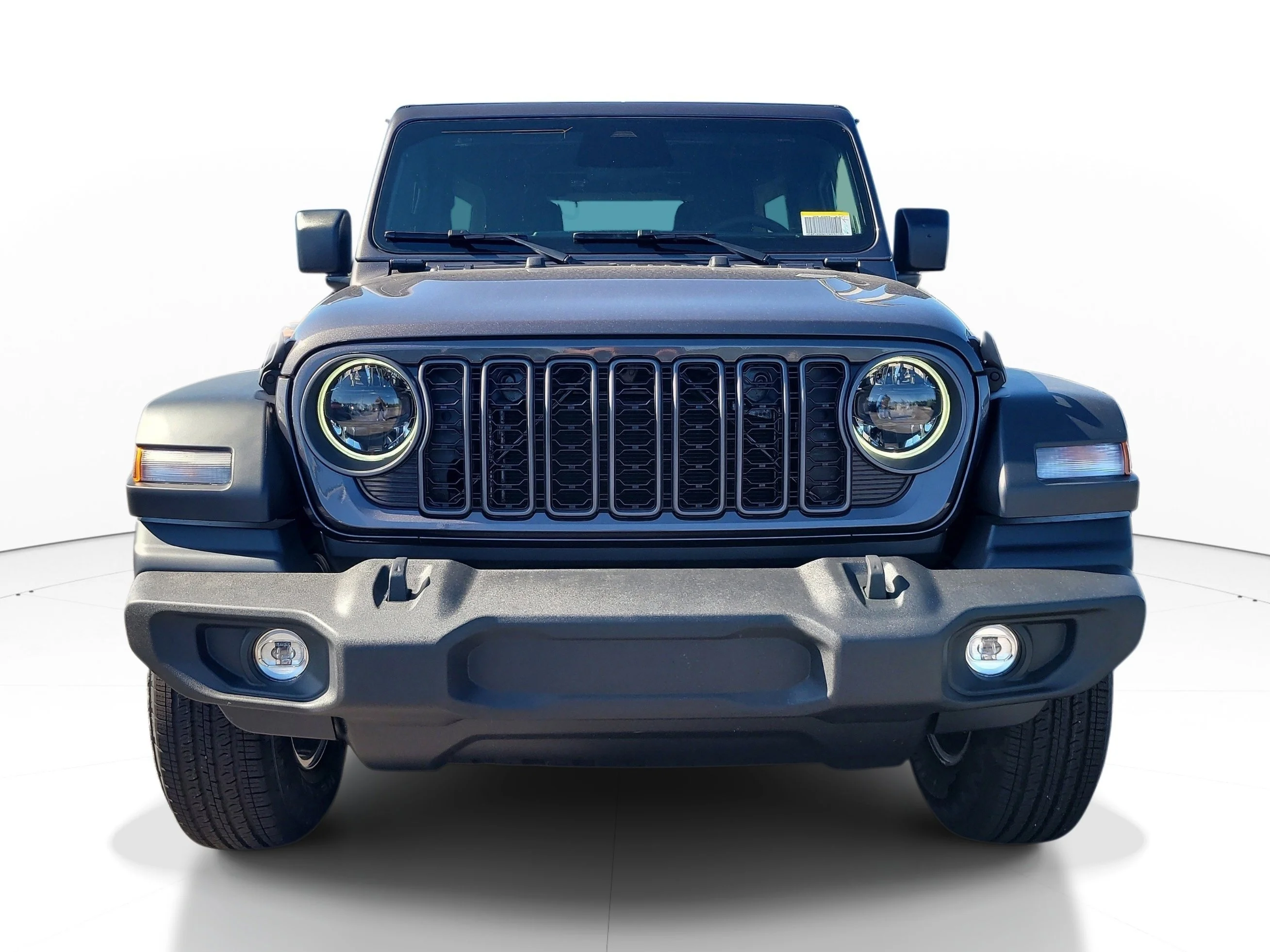 New 2026 Granite Crystal Metallic Clearcoat Jeep Sport S image 3