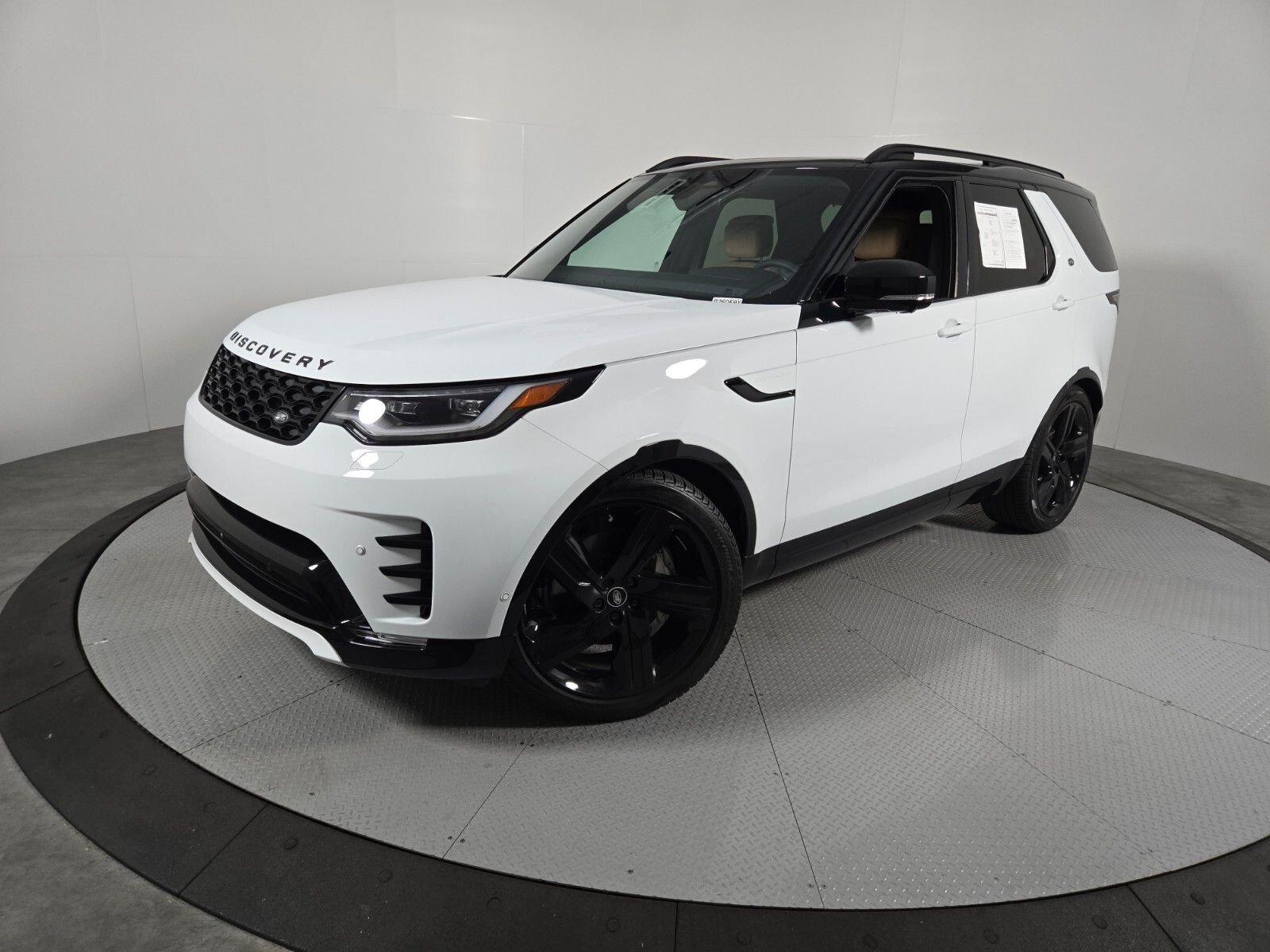 2026 Land Rover Discovery