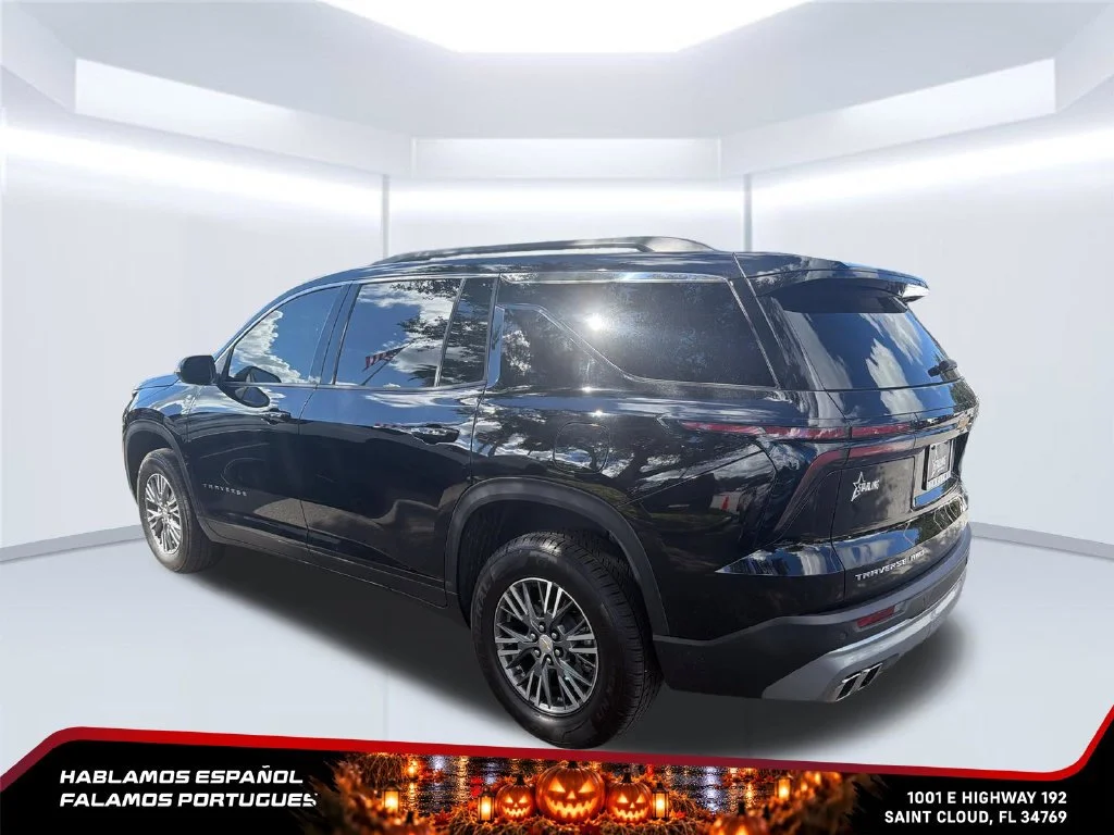 Used 2025 Mosaic Black Metallic Chevrolet LT image 3