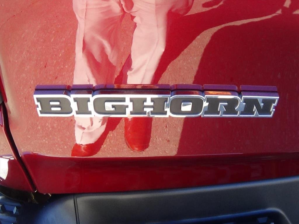 Used 2025 Delmonico Red Pearl Coat (prv) RAM Big Horn image 9