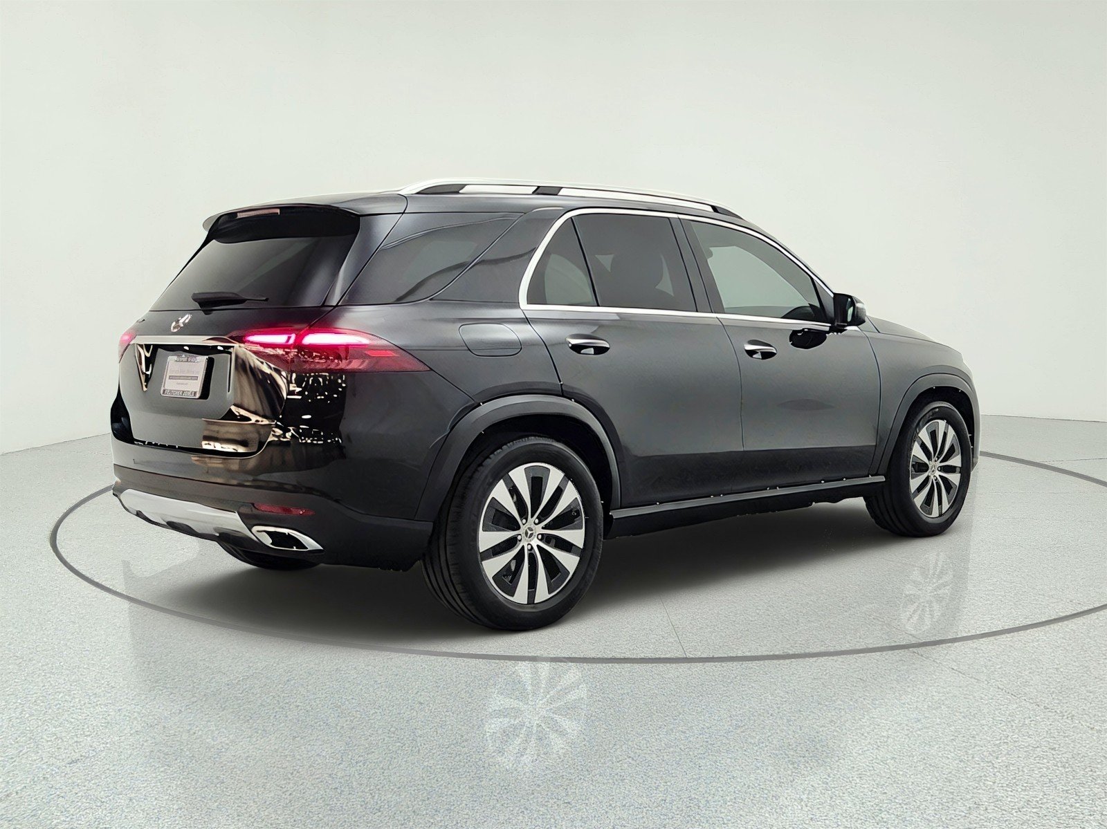 Certified Used 2026 Black Mercedes-Benz GLE 350 SUV image 5