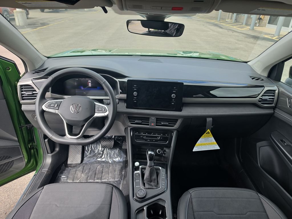 New 2026 Green Volkswagen 1.5T SE Black image 15