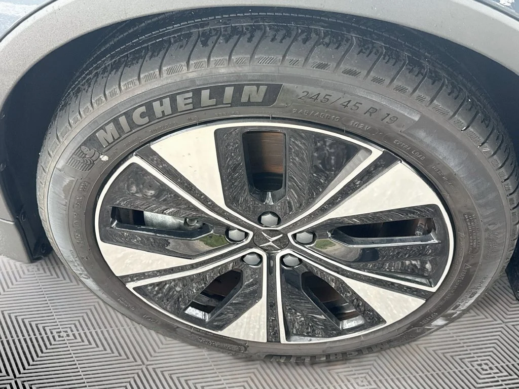 Used 2024  Polestar Long Range Dual Motor image 35