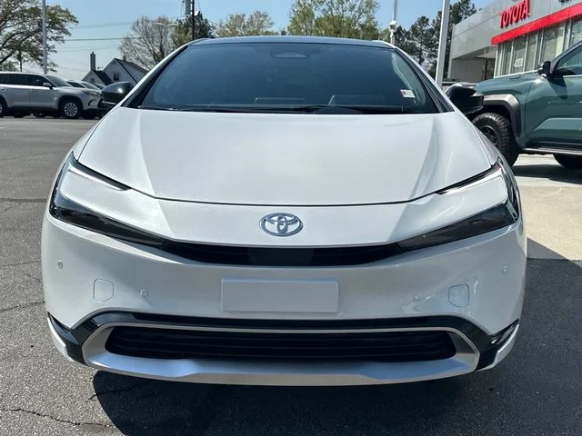 2026 Toyota Prius Plug-in Hybrid XSE Premium - Photo 8