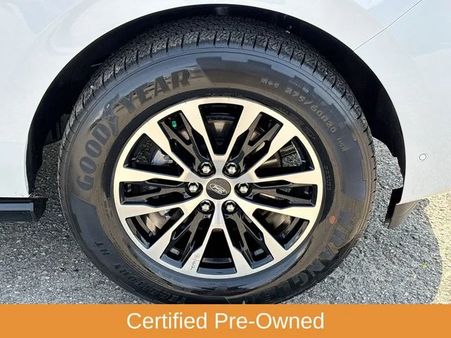 Used 2025 White Ford Platinum image 12