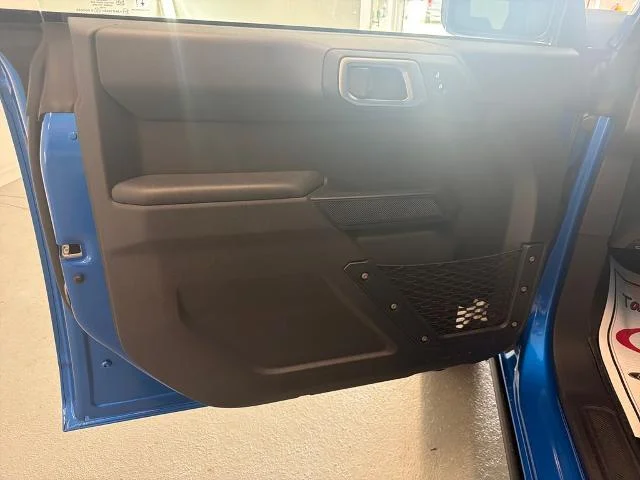 New 2026 Velocity Blue Metallic Ford Badlands® image 30