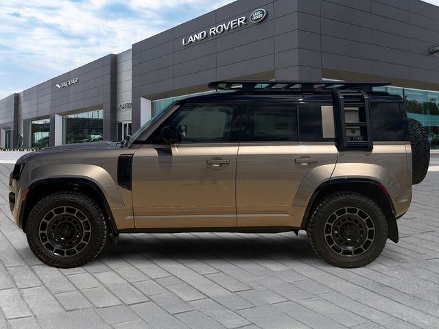 New 2026 Petra Copper Land Rover OCTA image 2