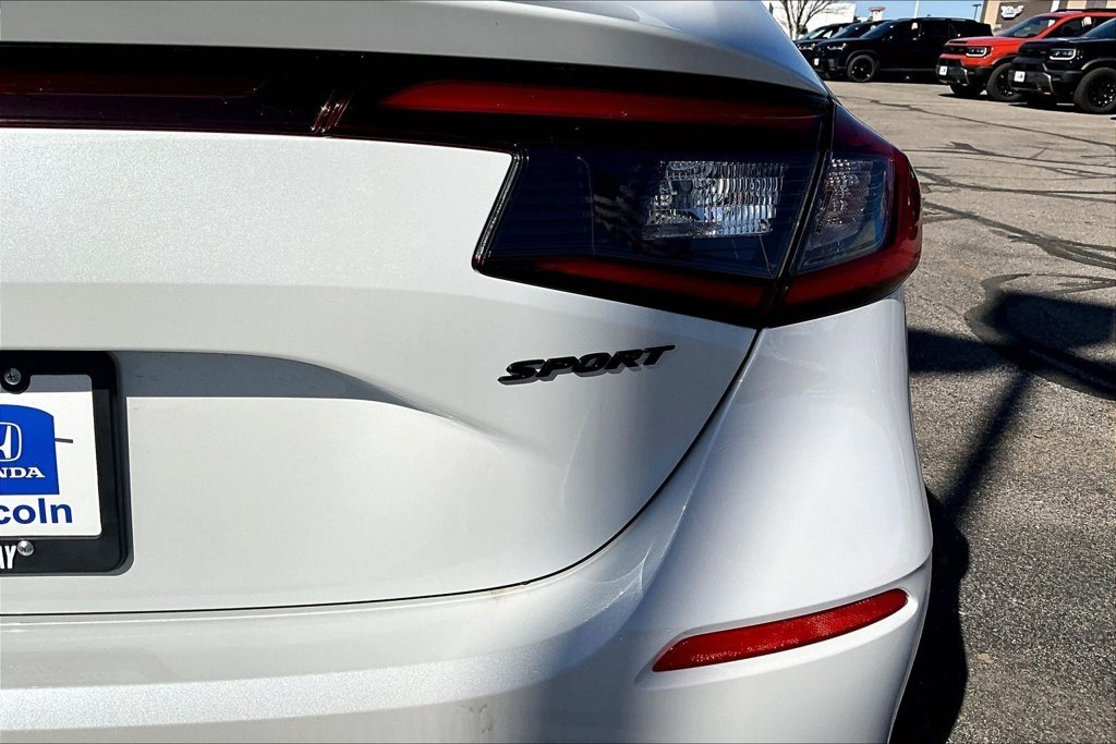 New 2026 Platinum White Pearl Honda Sport image 8