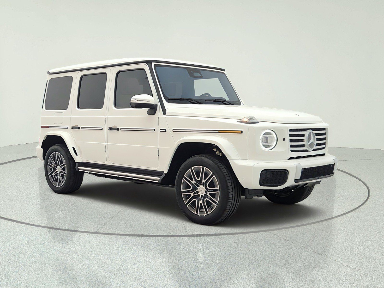 New 2027 POLAR WHITE Mercedes-Benz G 580e SUV image 3