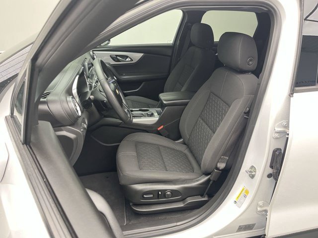 Used 2021 Summit White Chevrolet LT image 8