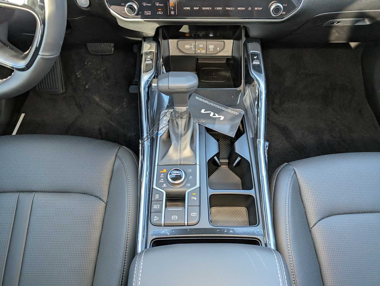 2026 Kia Sorento EX - Photo 13