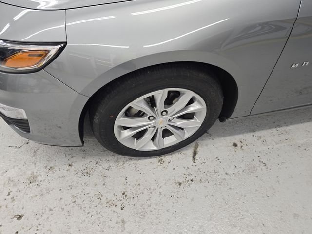 Used 2024 Gray Chevrolet LT image 9