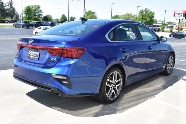 Used 2021 Blue Kia EX image 5