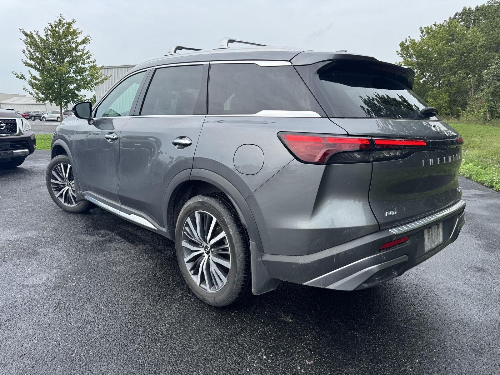 Used 2023 Graphite Shadow INFINITI SENSORY image 2