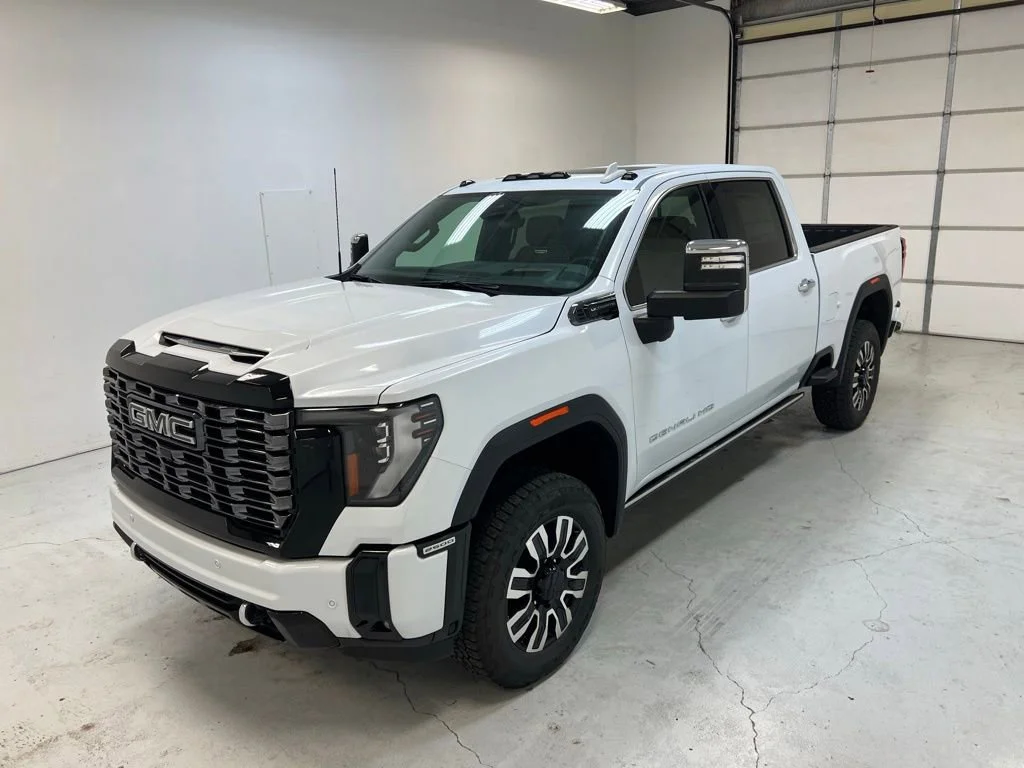 New 2026 Glacier White Tricoat GMC Denali Ultimate image 5
