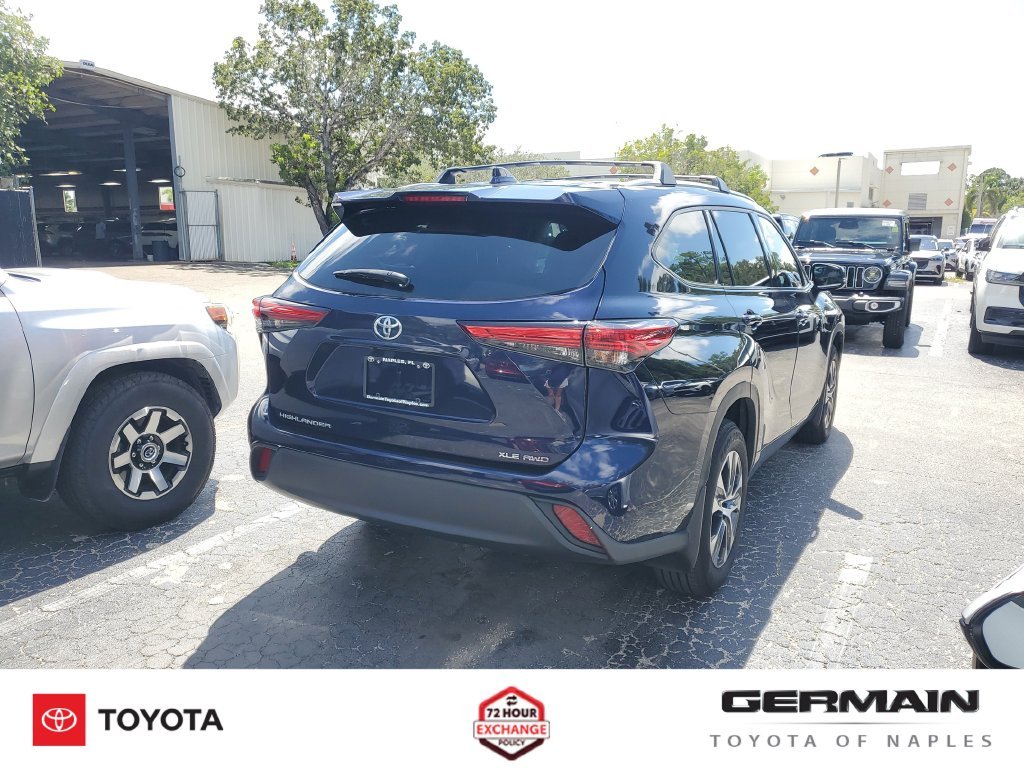 Used 2022 Blue Toyota XLE image 10